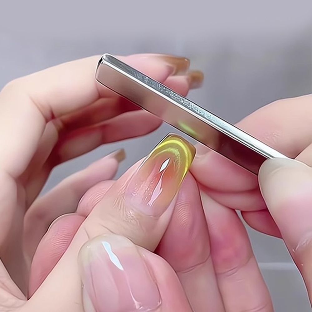 Salon Cat's Eye Gel Nail Polis - огляд і ціна Contour Palette Stick