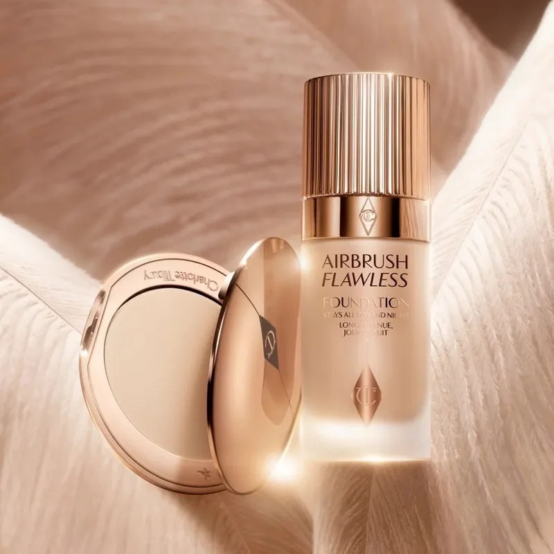Charlotte Tilbury Lip Gloss Hi - огляд і ціна Makeup Fixing Mist